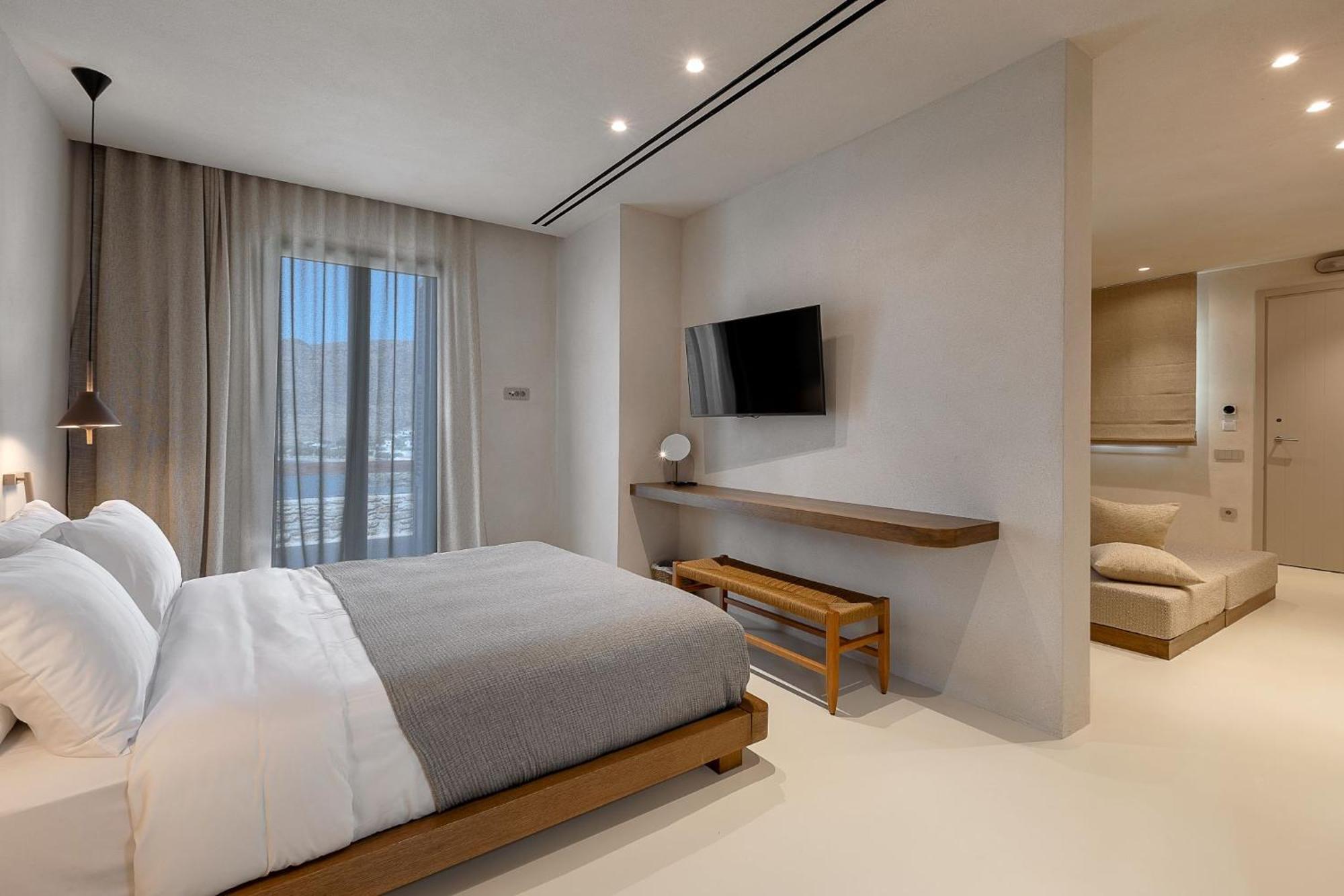Yfes Hotel คิทนอส ภายนอก รูปภาพ